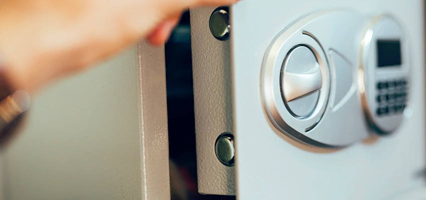Fingerprint Safe Openers in Murrieta, CA