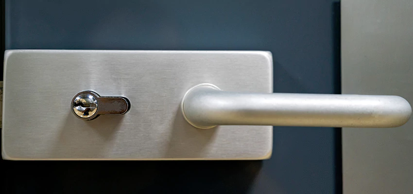 Change Patio Door Locks in Murrieta, California