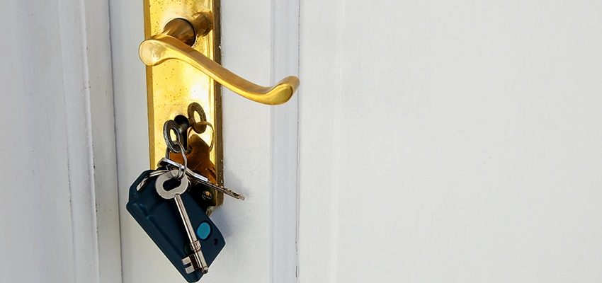 Broken Door Key Extraction in Murrieta, CA